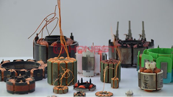怎樣選擇合適的電機(jī)繞線機(jī)設(shè)備？